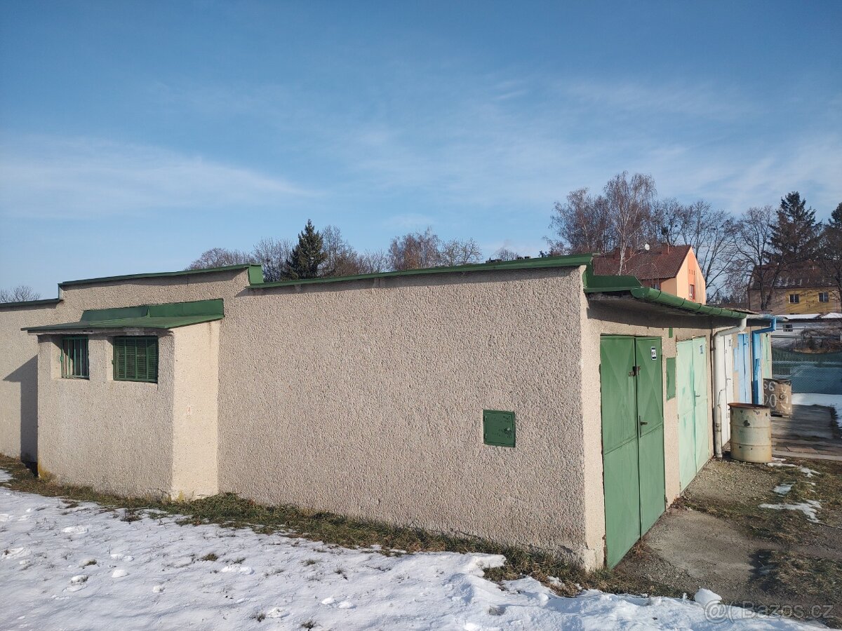 Pronajmu garaž v Uničově - 2