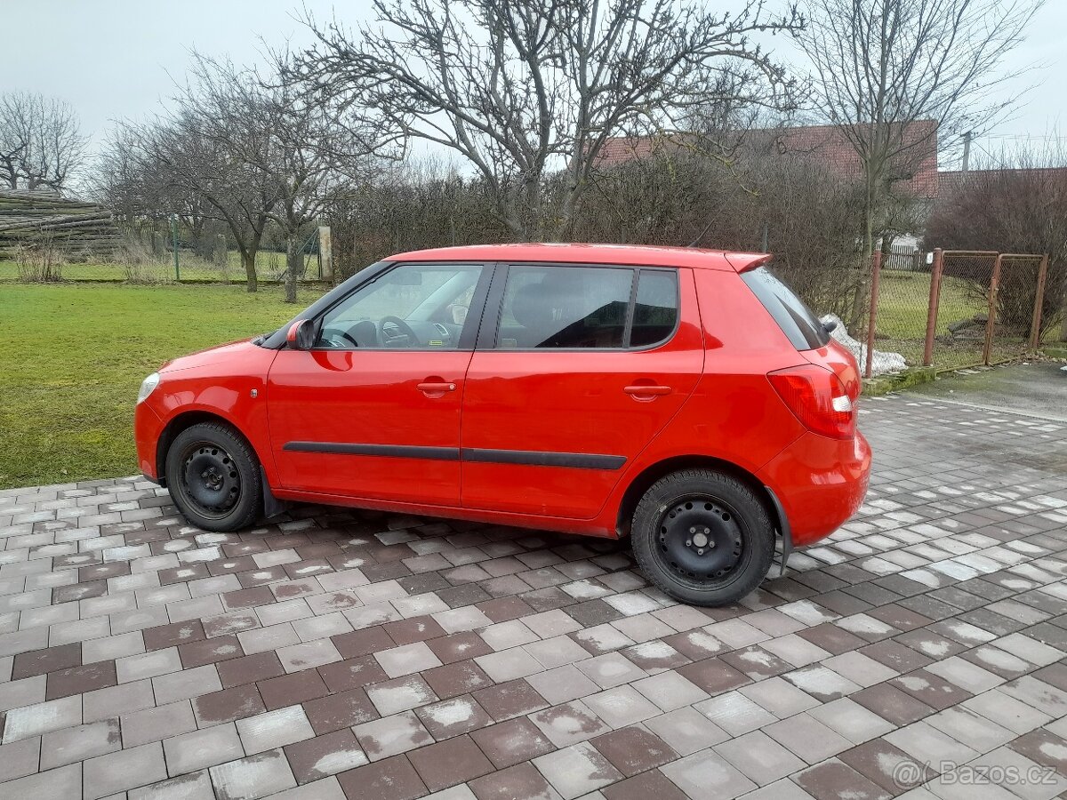 Škoda Fabia II - 2