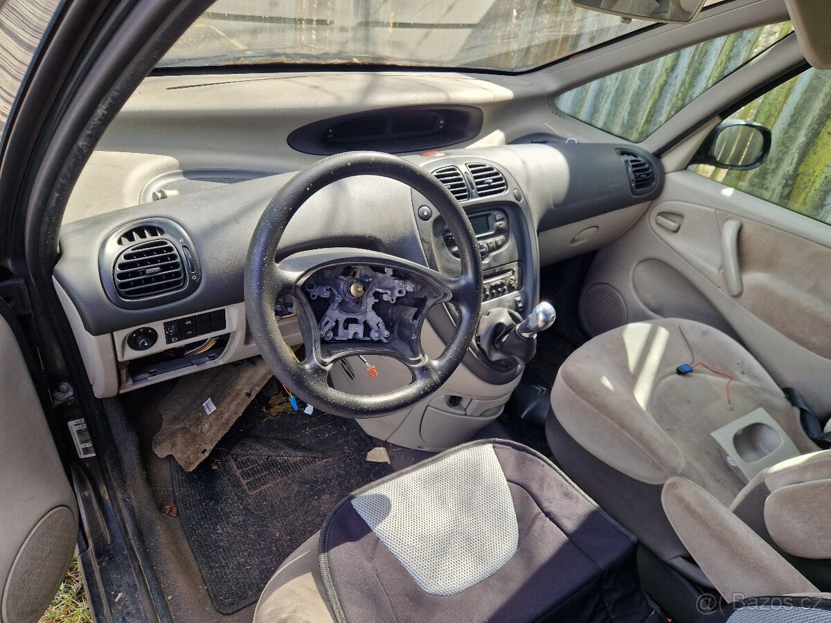 Citroen xsara Picasso 1.6i - 2