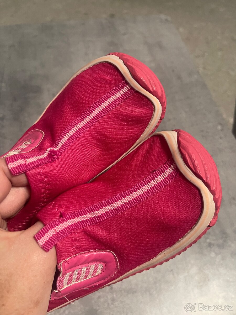 Boty pro holku vel.31 - 2