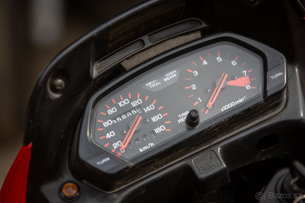 Honda NX 650 Dominator