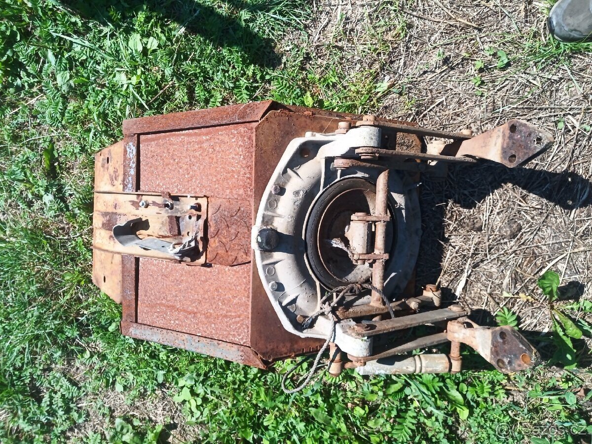 Sedačka Zetor URI - 2