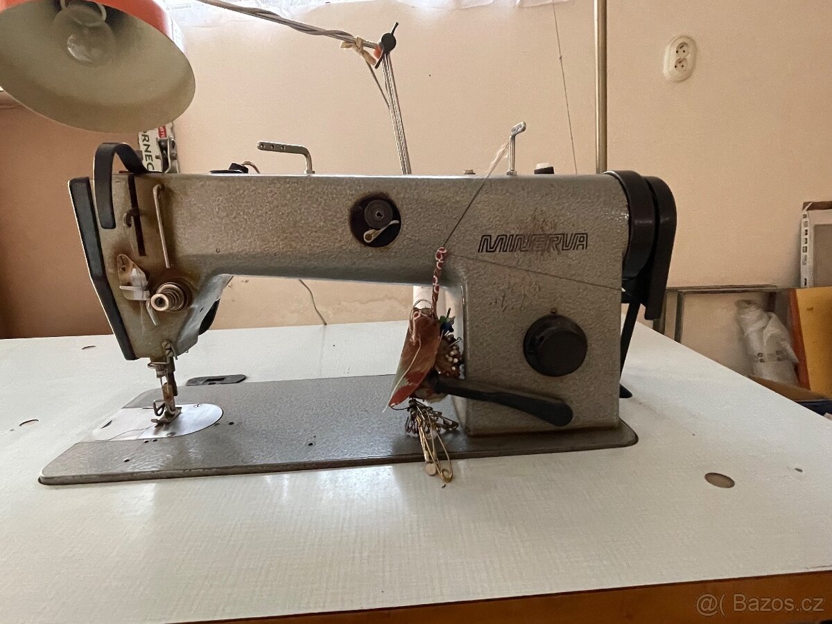 Šicí stroj Minerva - 2