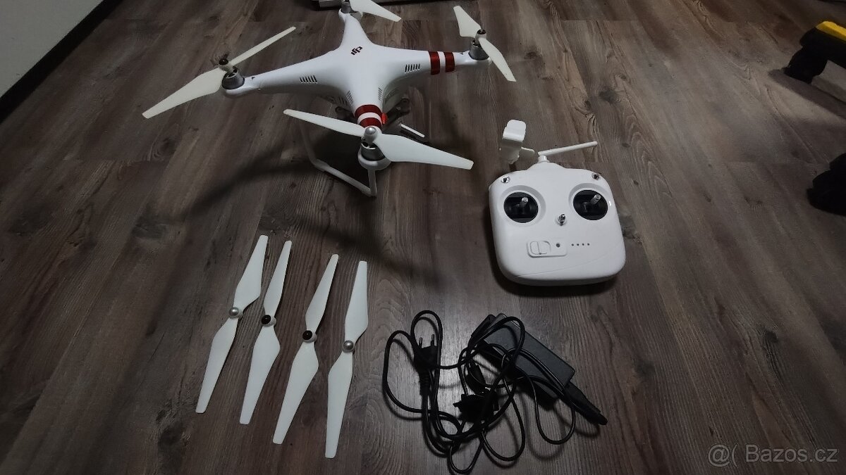 Dron DJI Phantom 3 Standard - 2