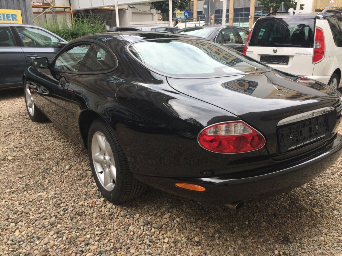 JAGUAR XK8 4,0 209kw 11/2000 - 2