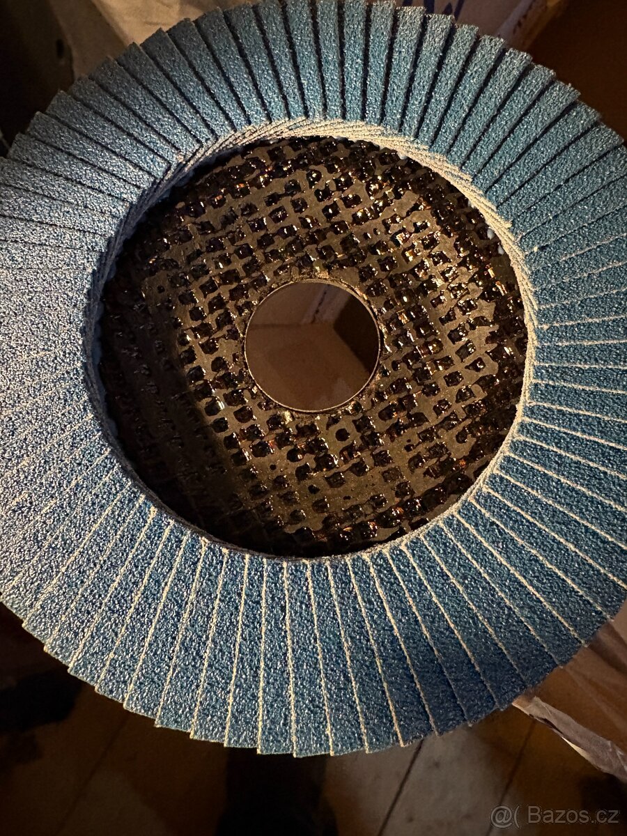 Brusné kotouče Reca 125 zrnitost 80 - 2