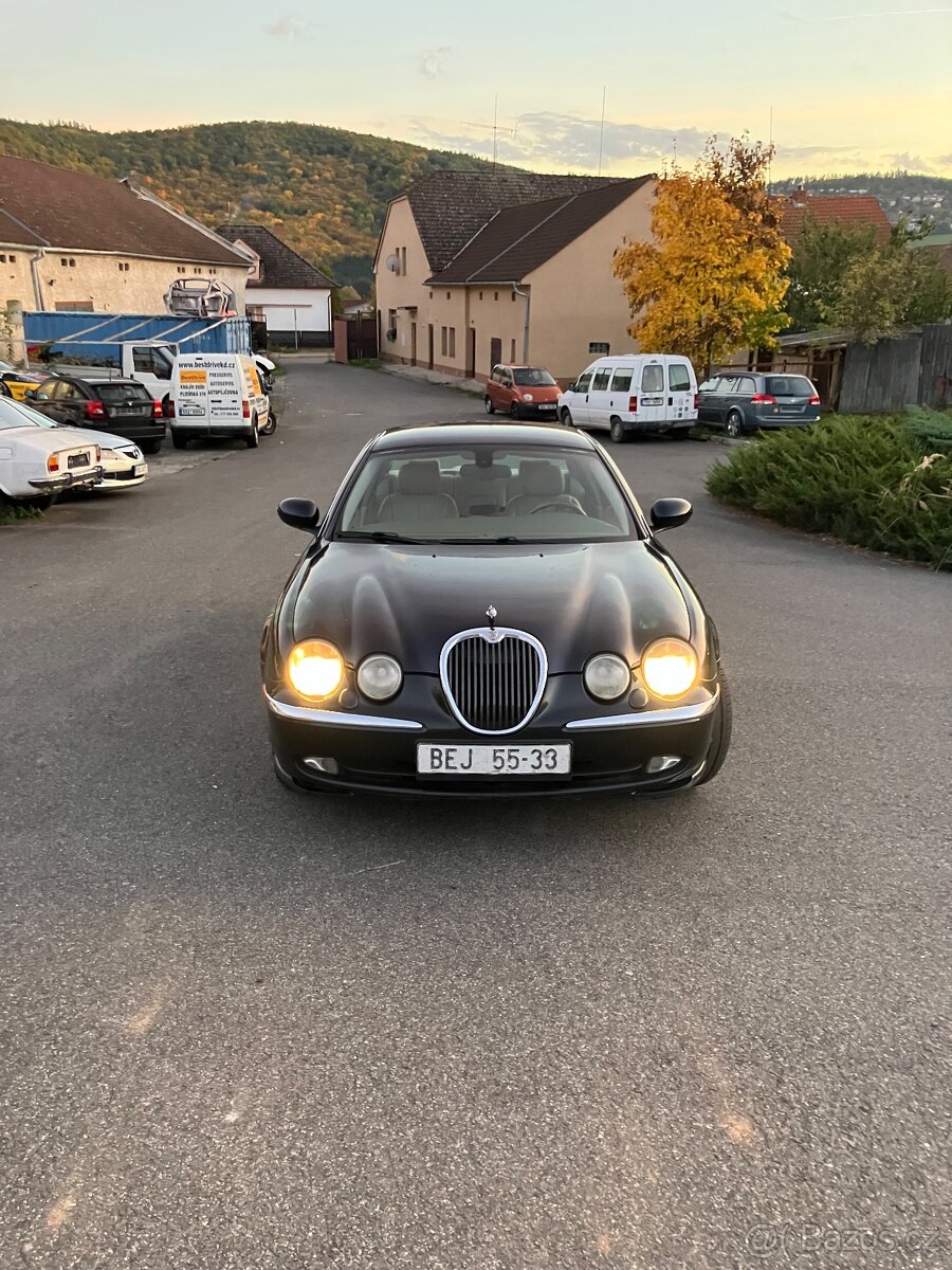 Jaguar s-type - 2