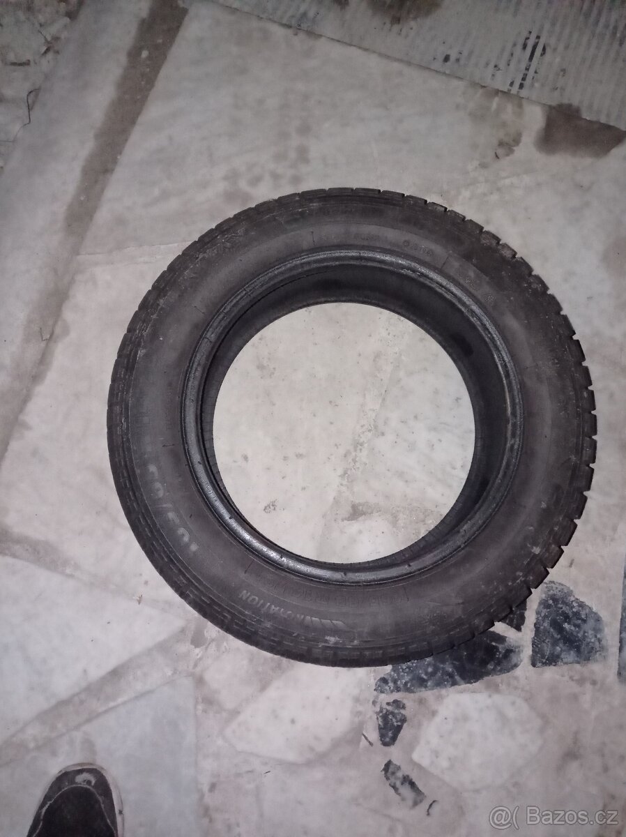 Prodám 2ks zimní pneu 165/65 r14 - 2