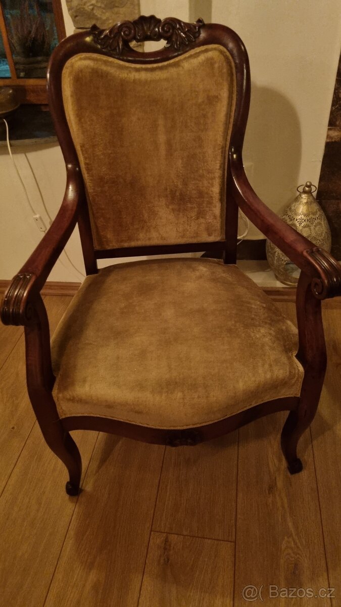 Křeslo - 2