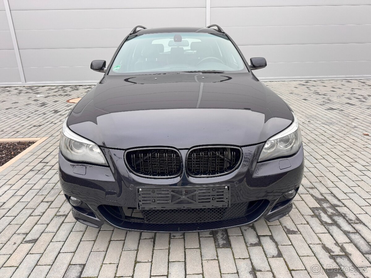 BMW e61 530i MANUÁL M-Packet/PDC/Navi/Sportsitze - 2