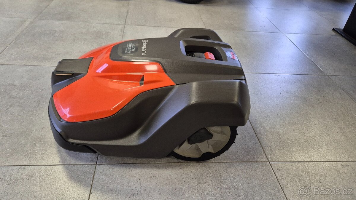 Robotická sekačka Husqvarna automower 550 EPOS - 2