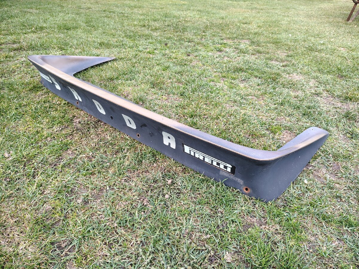 LR křídlo - vana - Škoda 105-120-125-130 - 2