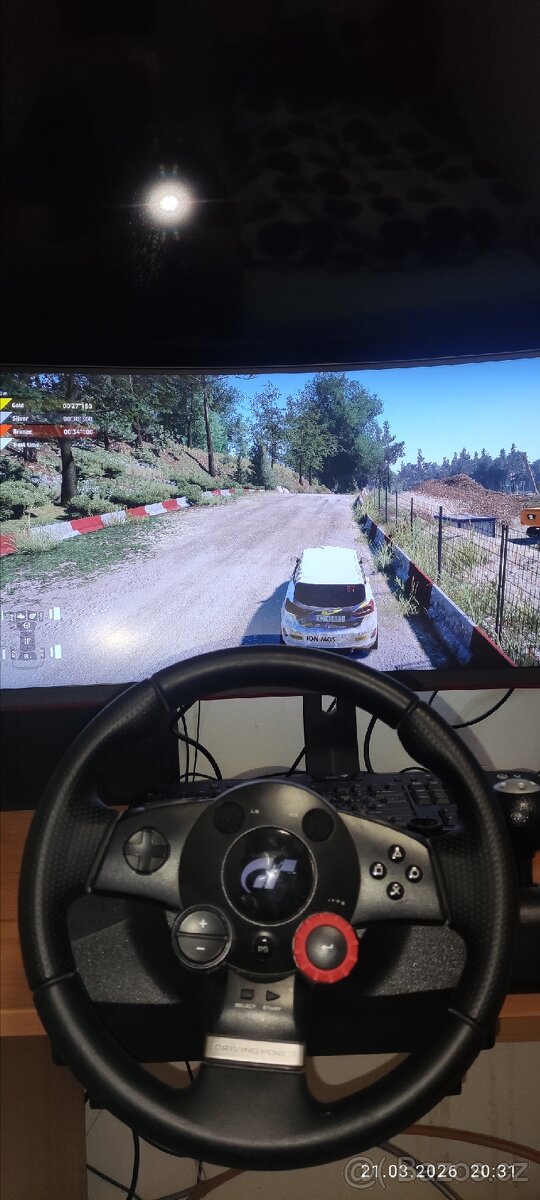 Volant Logitech driving Force - 2