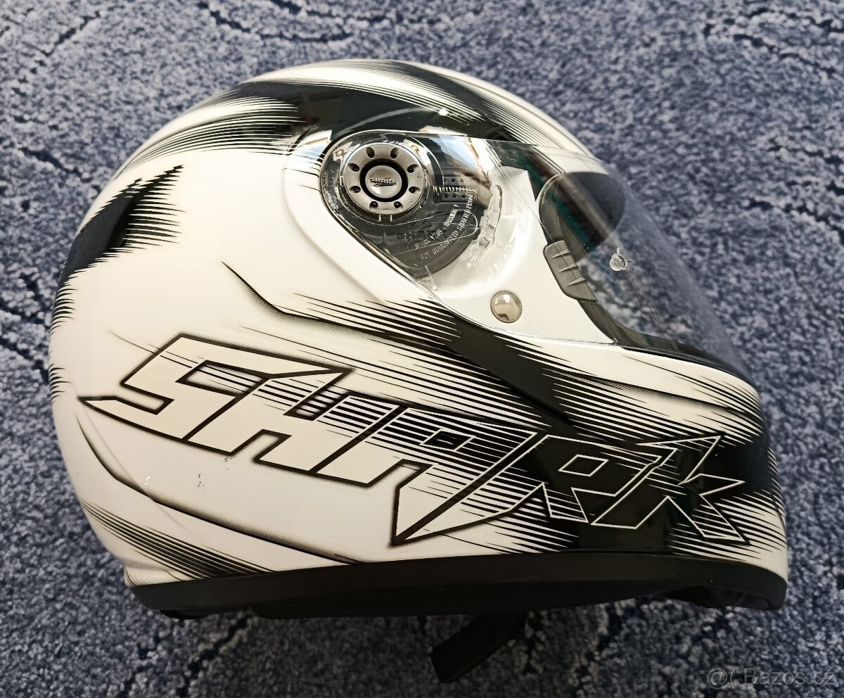 Helma Shark S600 - 2