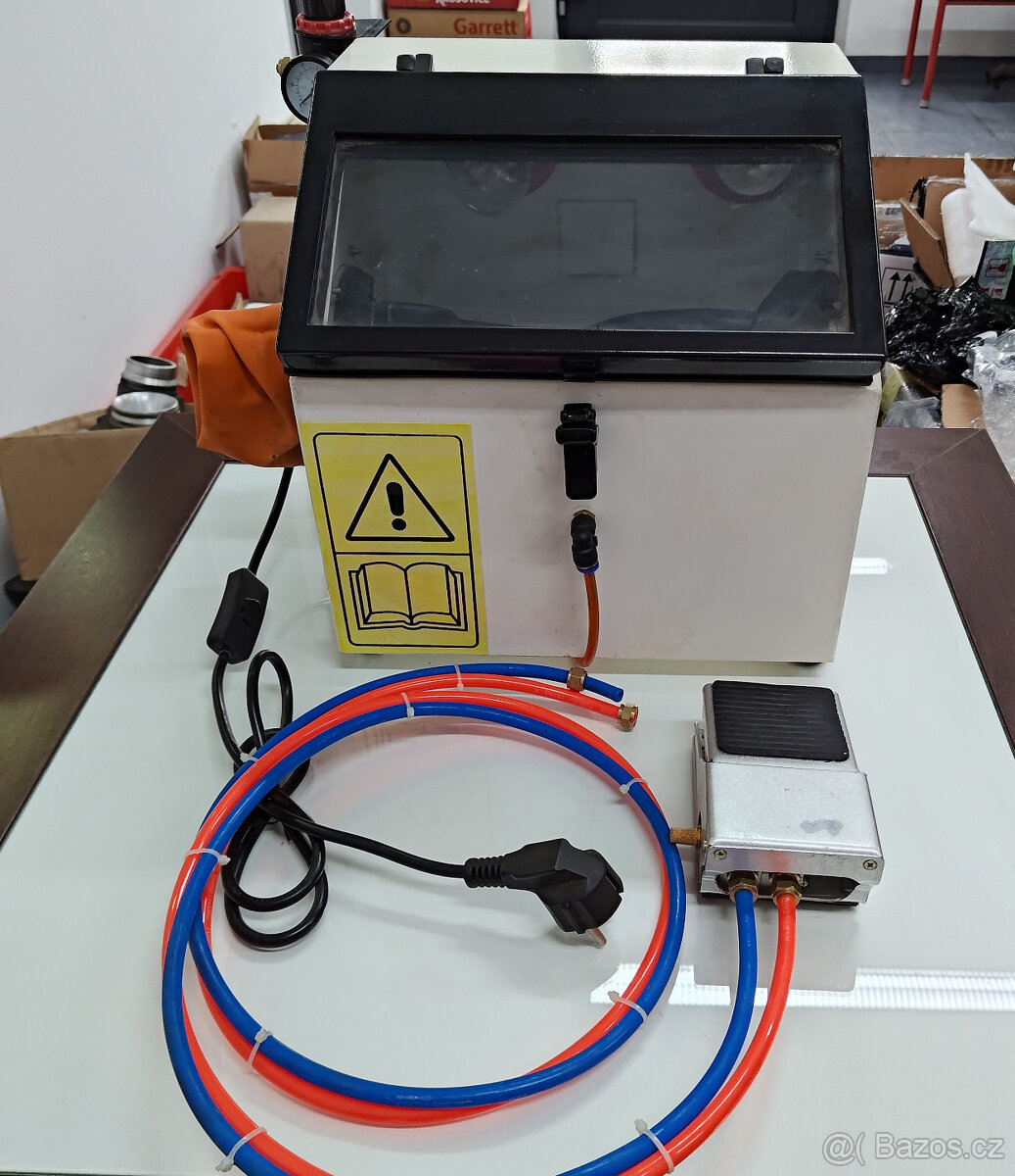 Stolní pískovací box - 2