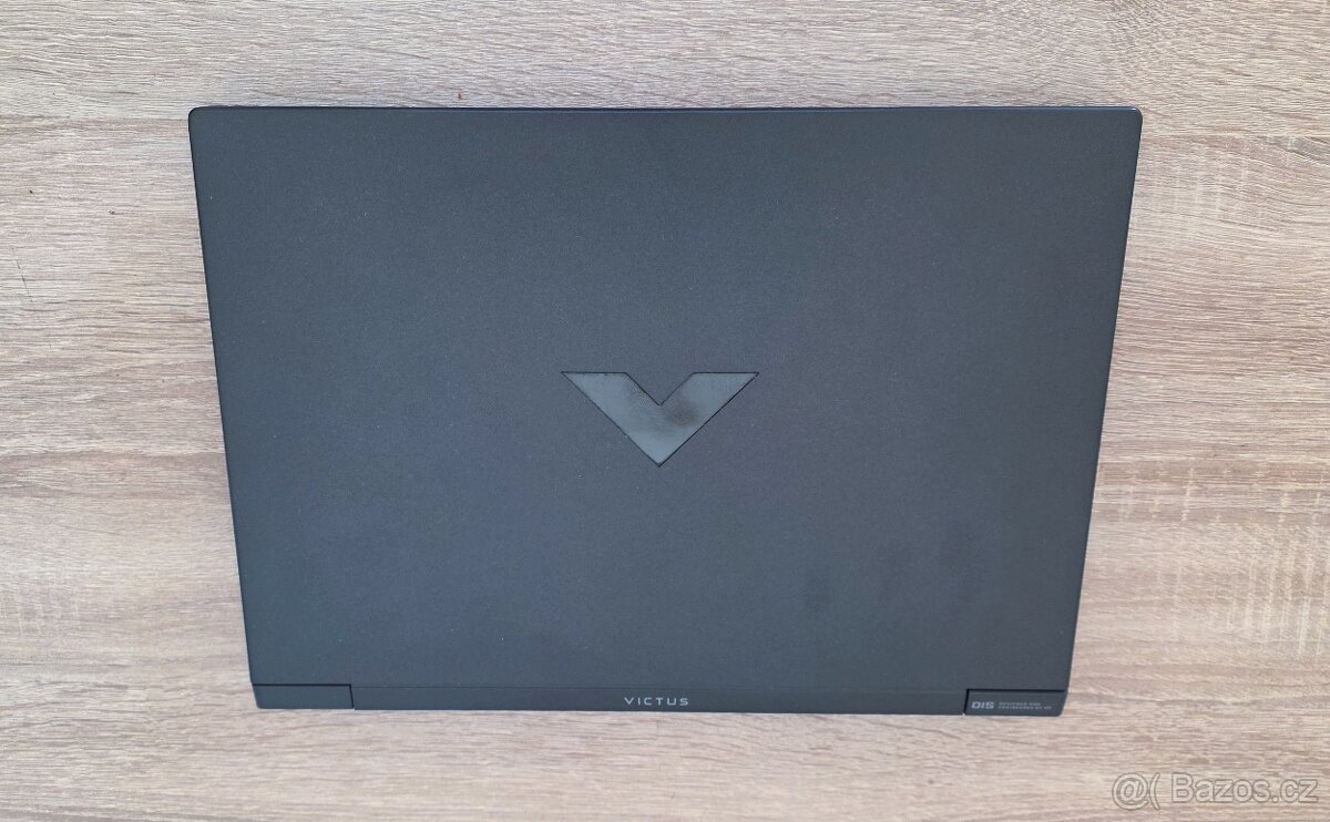 HP Victus 15 (Ryzen 5600H, 16 GB RAM, AMD RX 6500M) - 2