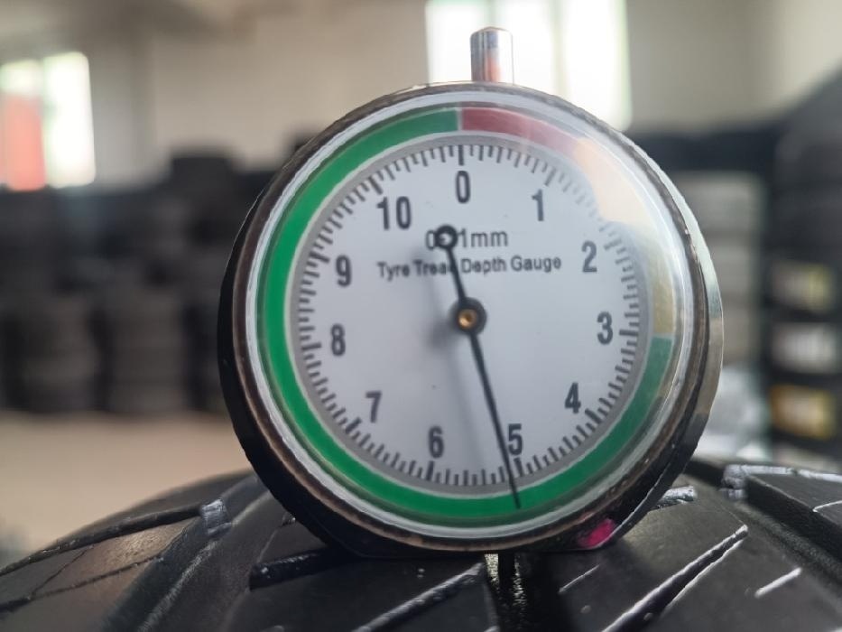 235/50 R19 PIRELLI (4920) - 2