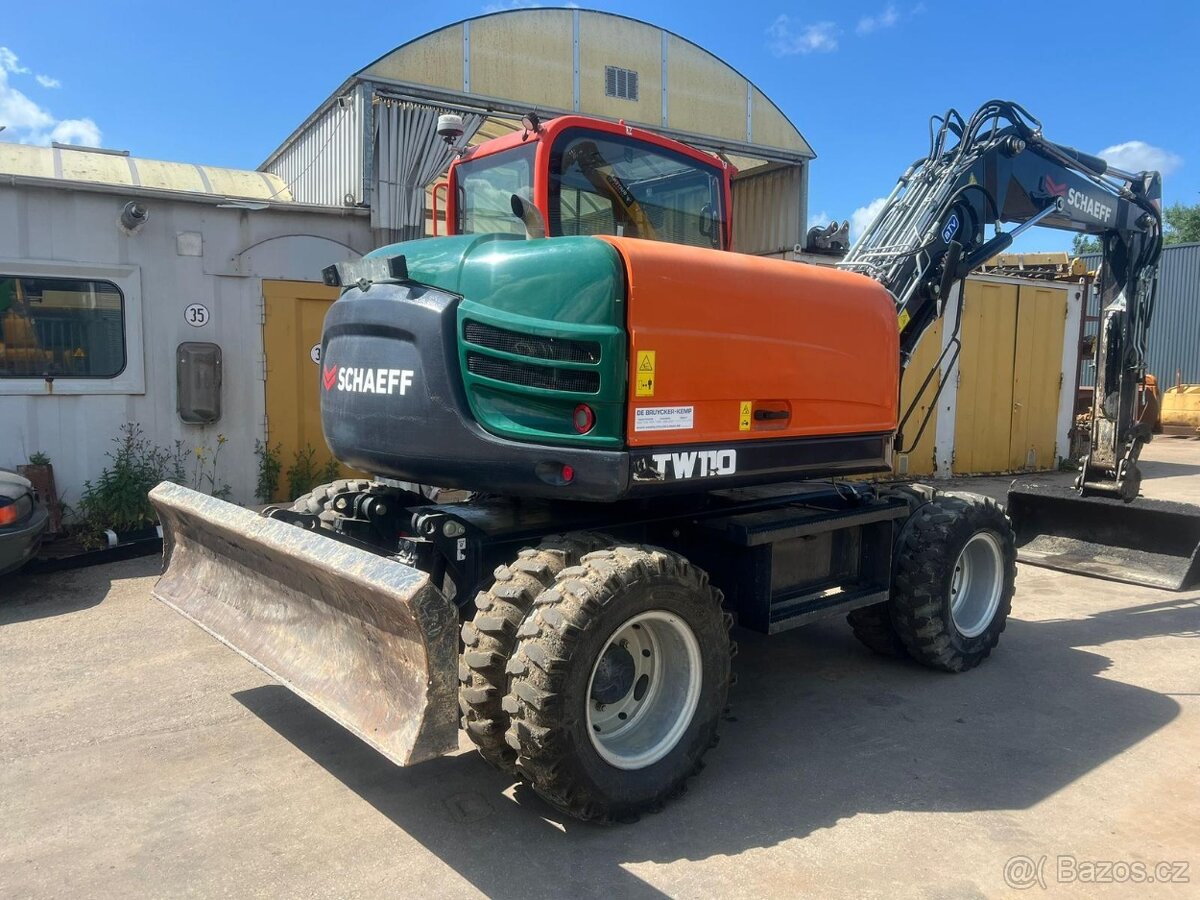 Kolové rypadlo Schaeff TW 110 - 2