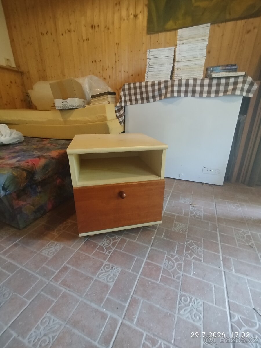 Noční stolky - 2