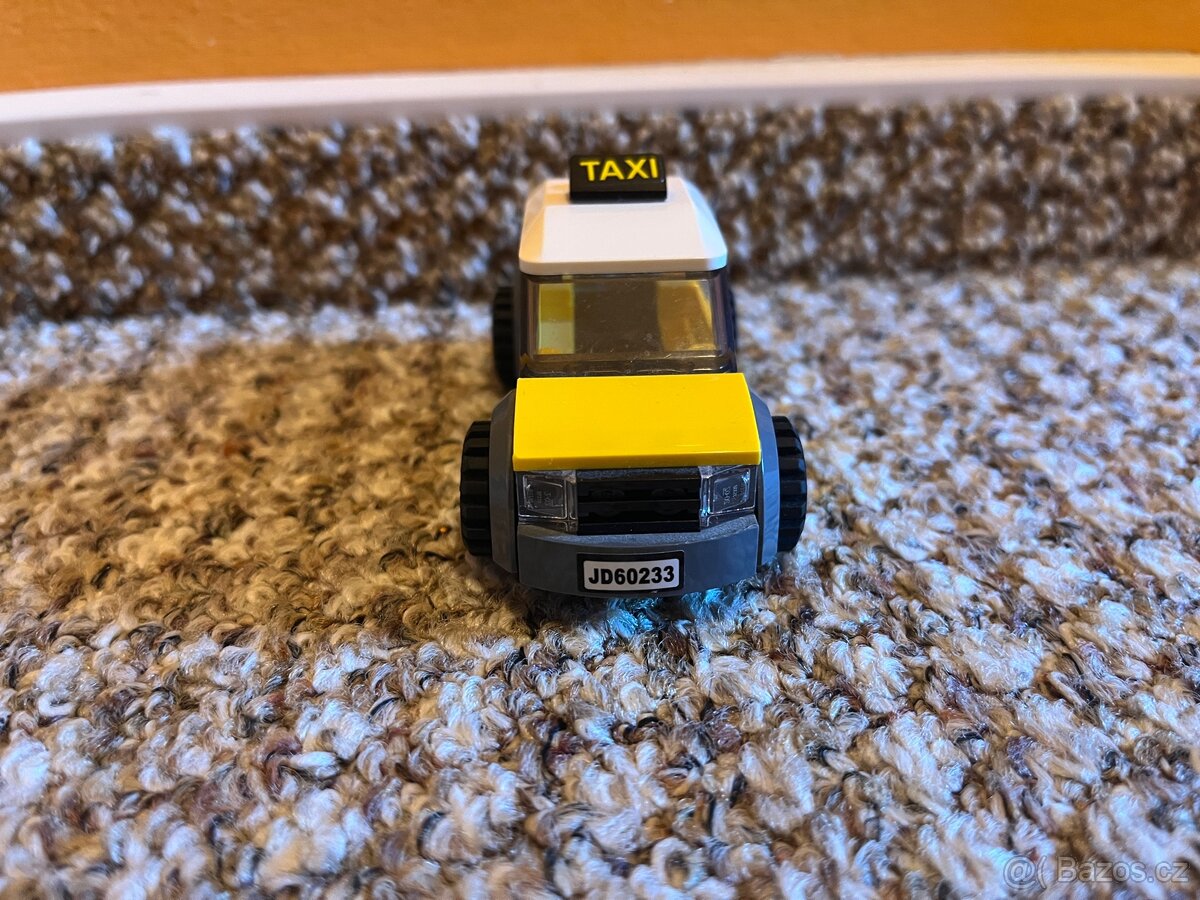 Lego city taxík - 2