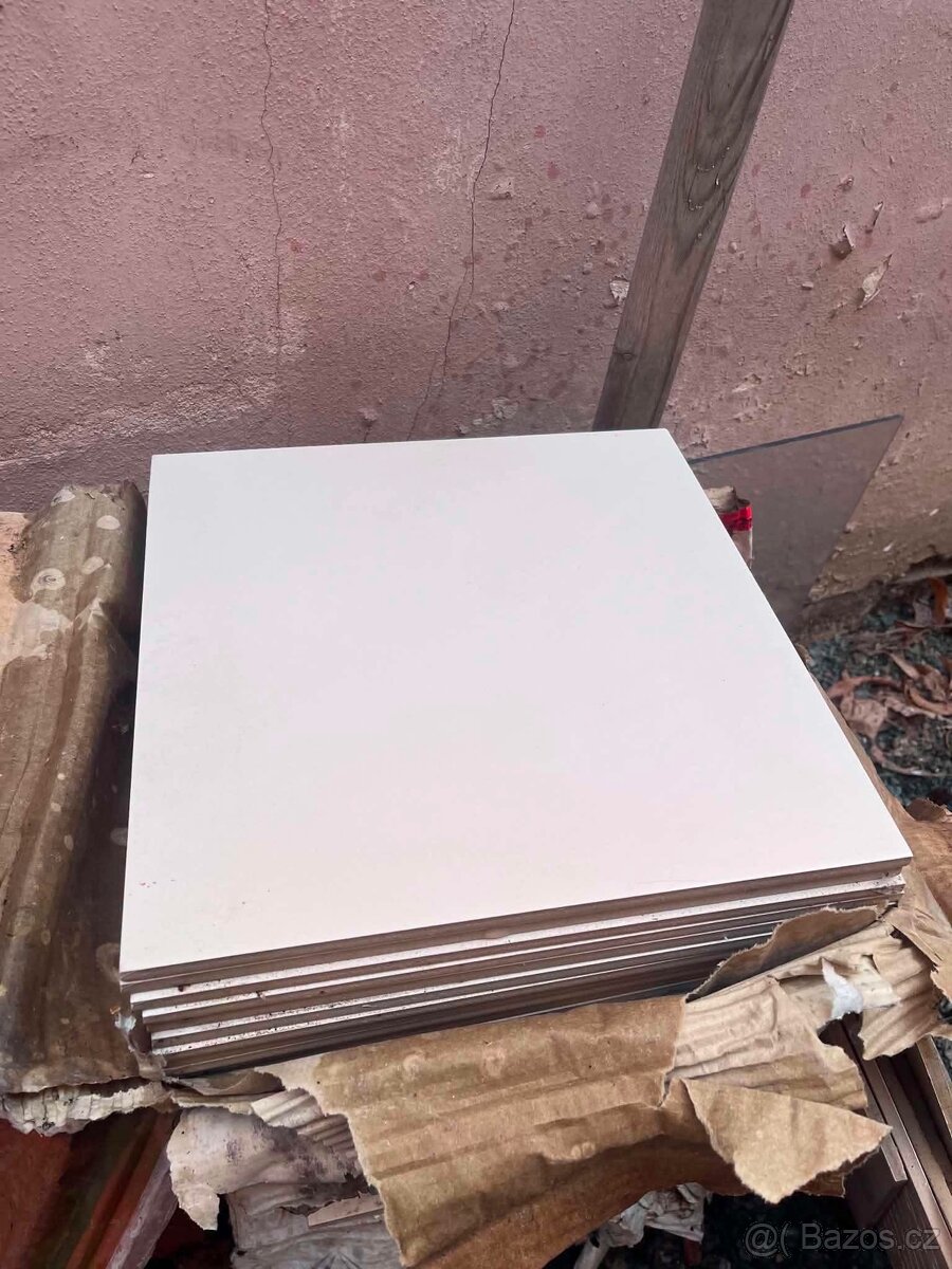 Keramická dlažba 30×30 cm - 2