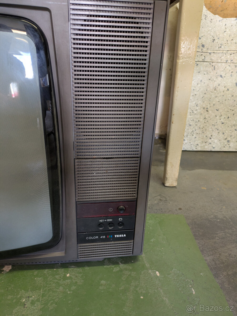 RETRO TELEVIZE TESLA COLOR 416 - 2
