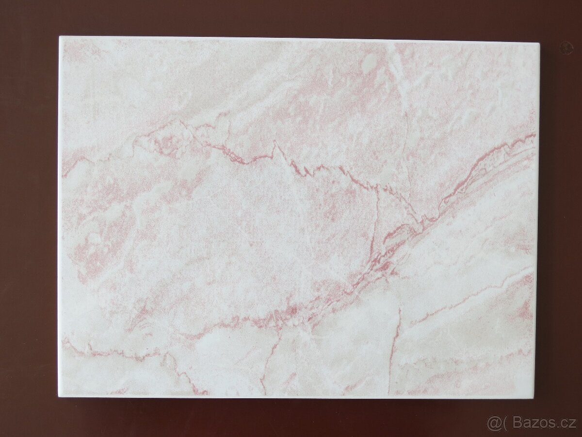 Prodám obkladačky (kachličky) a pásky (listely) - 2