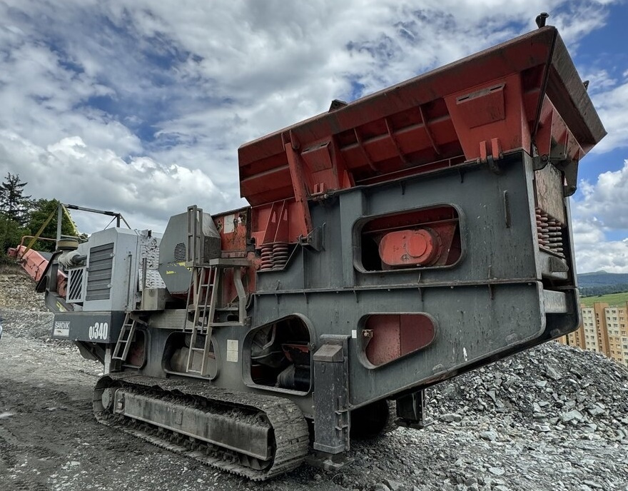 málo mth 46.5t drtič 400t/h mobil čelist Sandvik QJ340 - 2