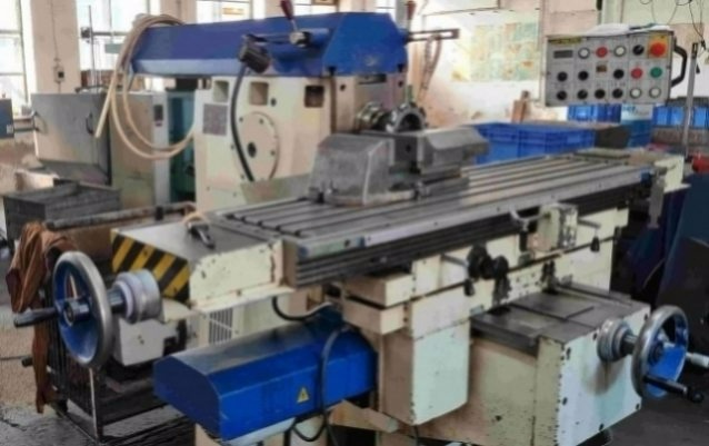 Model FGU 32, použitá frézka, 2005 - 2