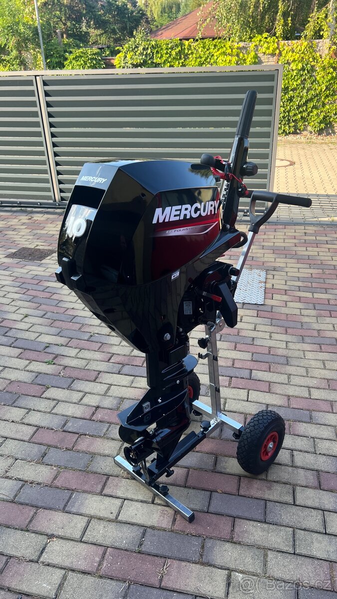 Člun Adventure M360 s motorem Mercury 10 - 2