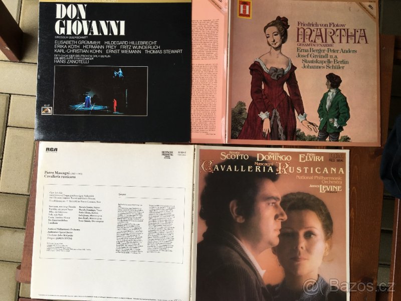 12 ks papírových obalů od gramodesek jako dekorace - 2