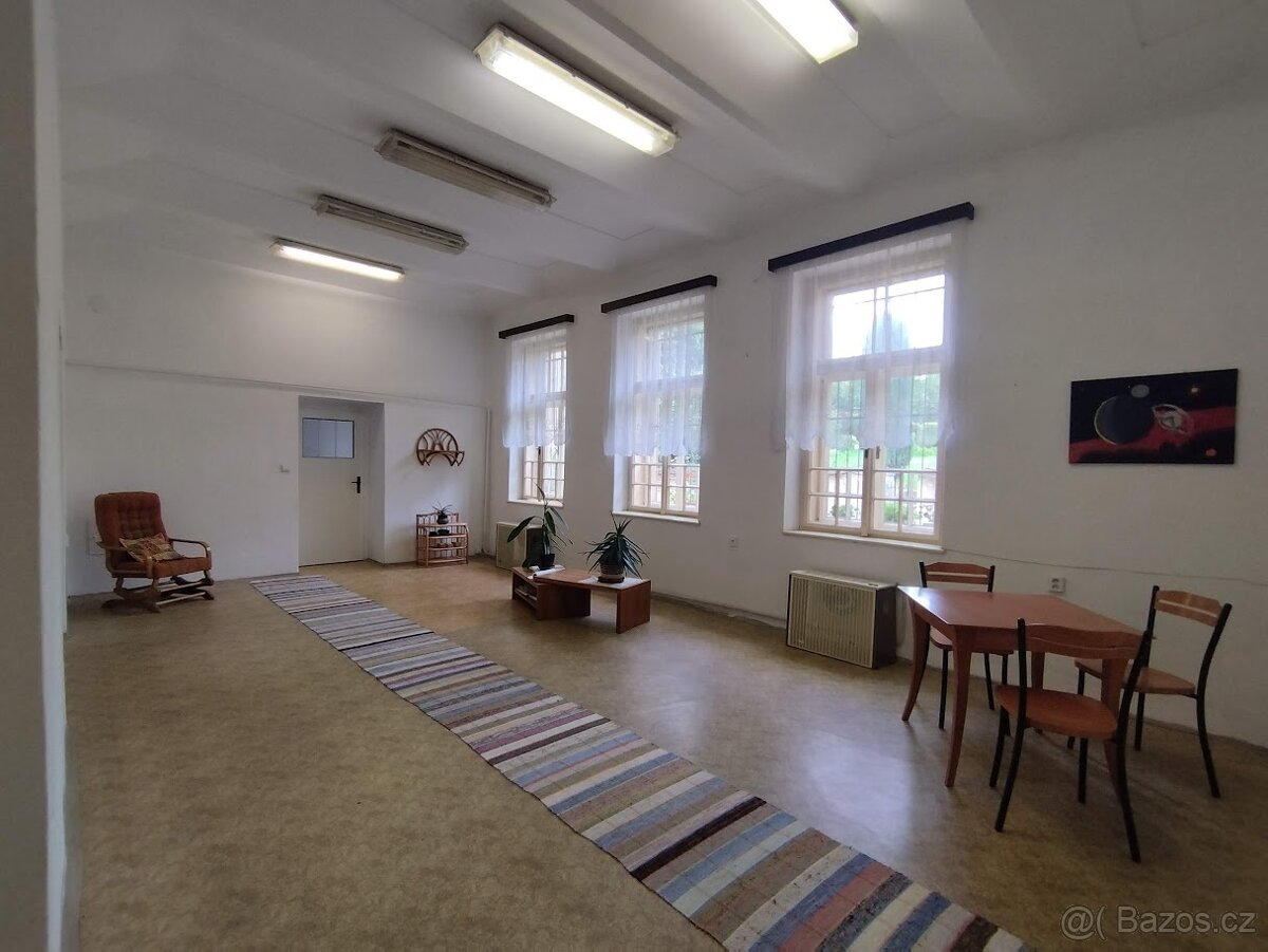 Pronájem obchodního prostoru 35 m2, Nová Paka - 2