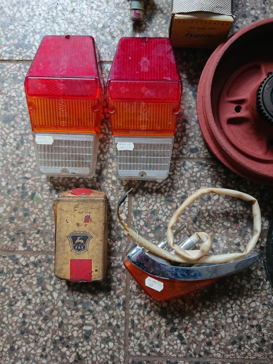 Prodám díly na veterány Fiat 600, Škoda, Volha 24,Favorit - 2