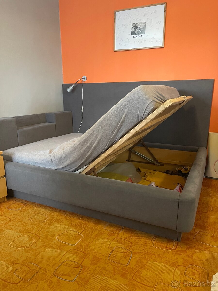 Nově čalouněná postel s úložným prostorem 140x200cm - 2