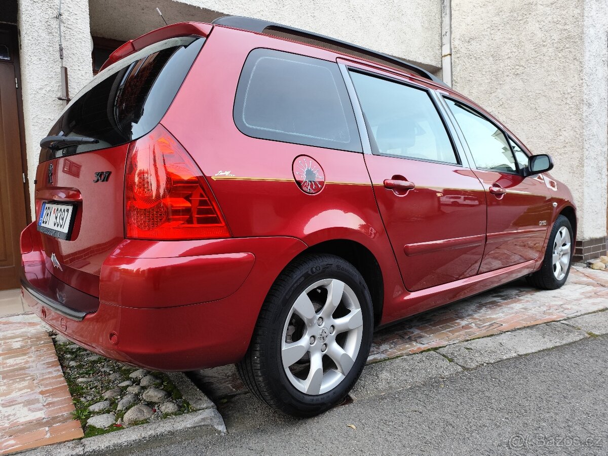Peugeot 307 1,6 benzín 92500km - 2
