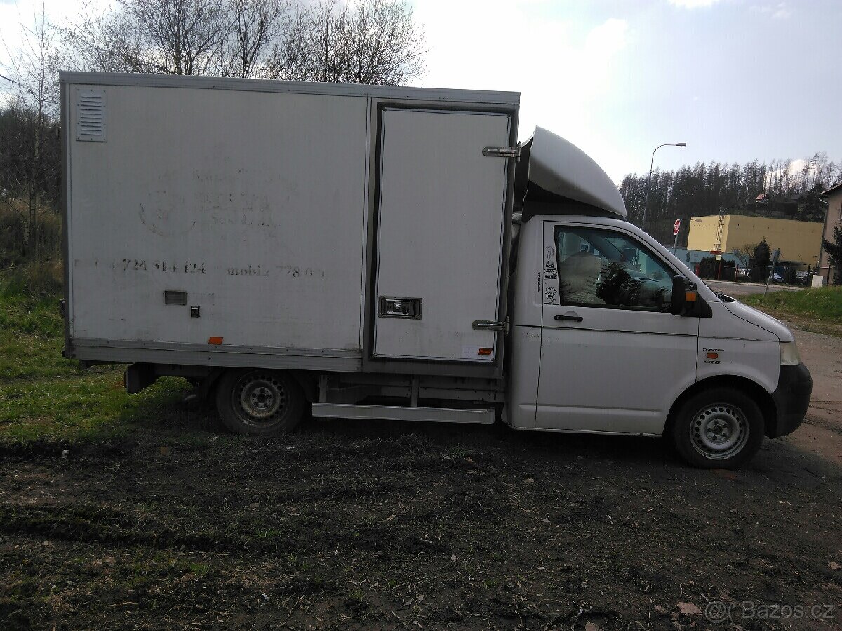 VW Transportér T5 Skříň - 2