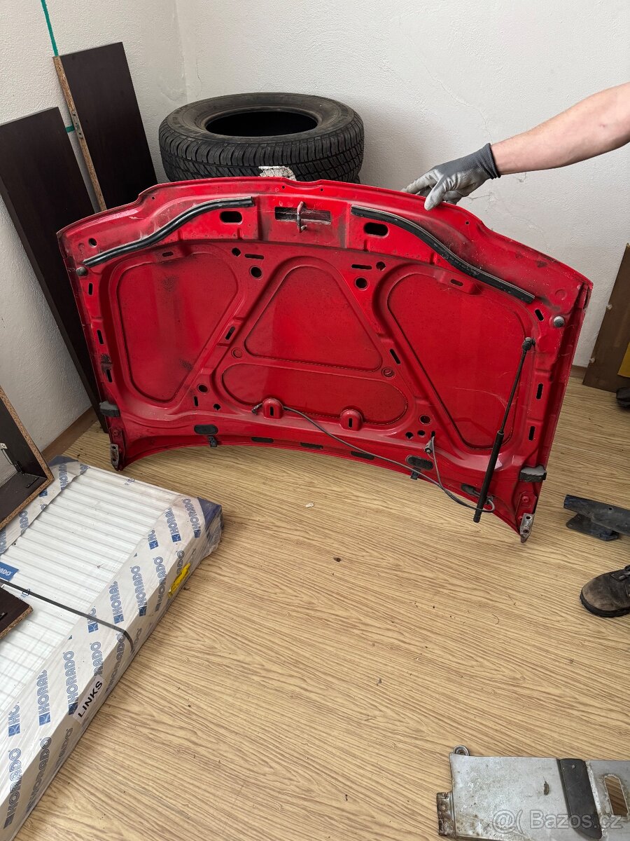 Náhradní díly na VW polo 6n2 - 2