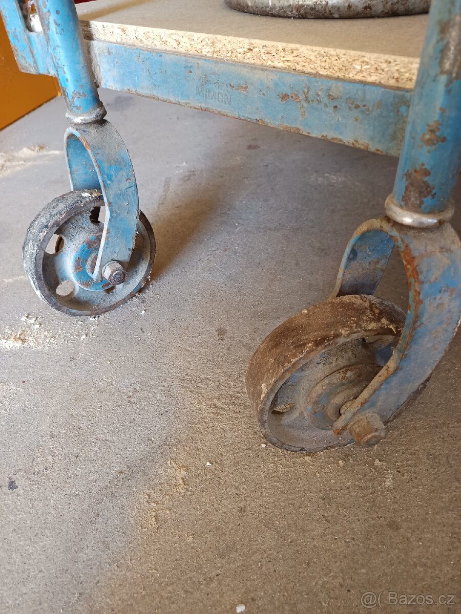 Prodám dílenský vozík na přepravu materiálu , - 2