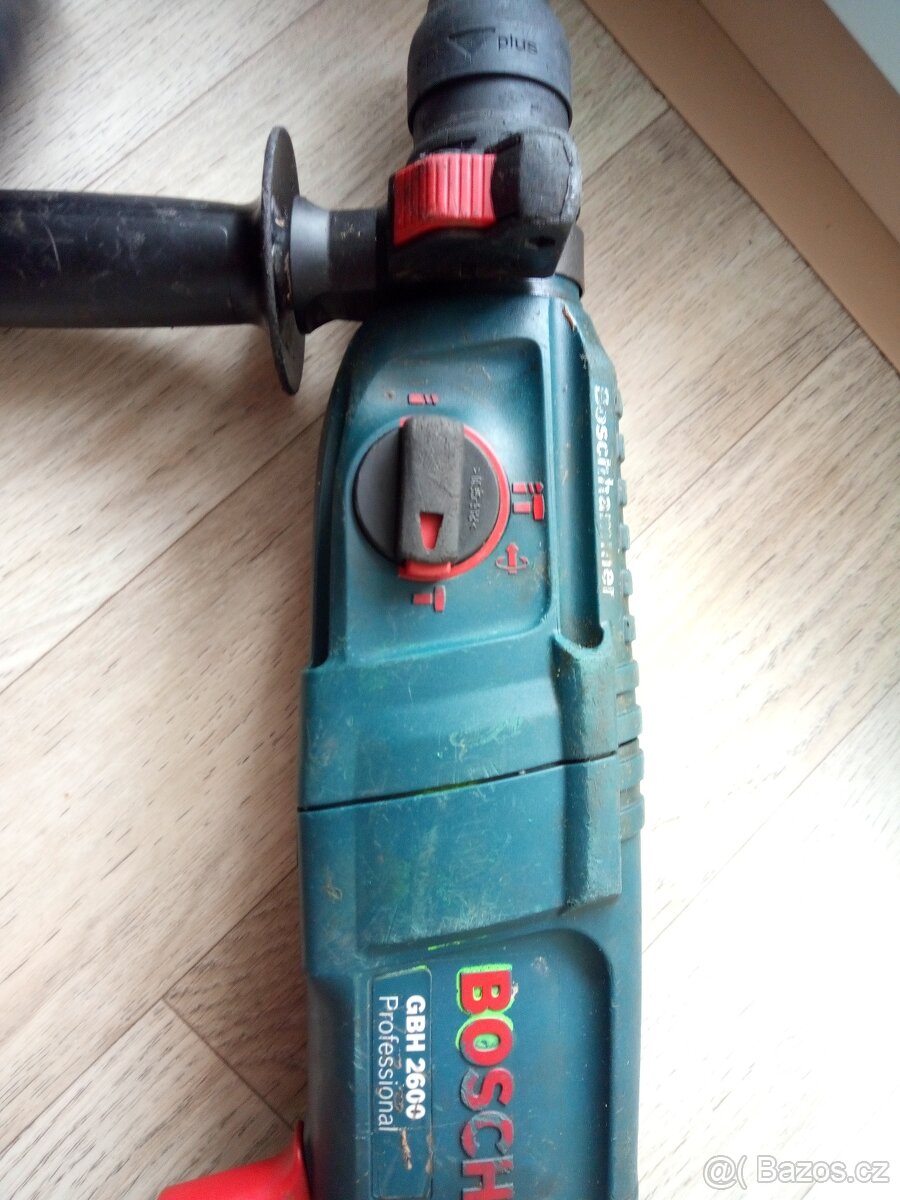 Vrtací - sekací kladivo Bosch - 2