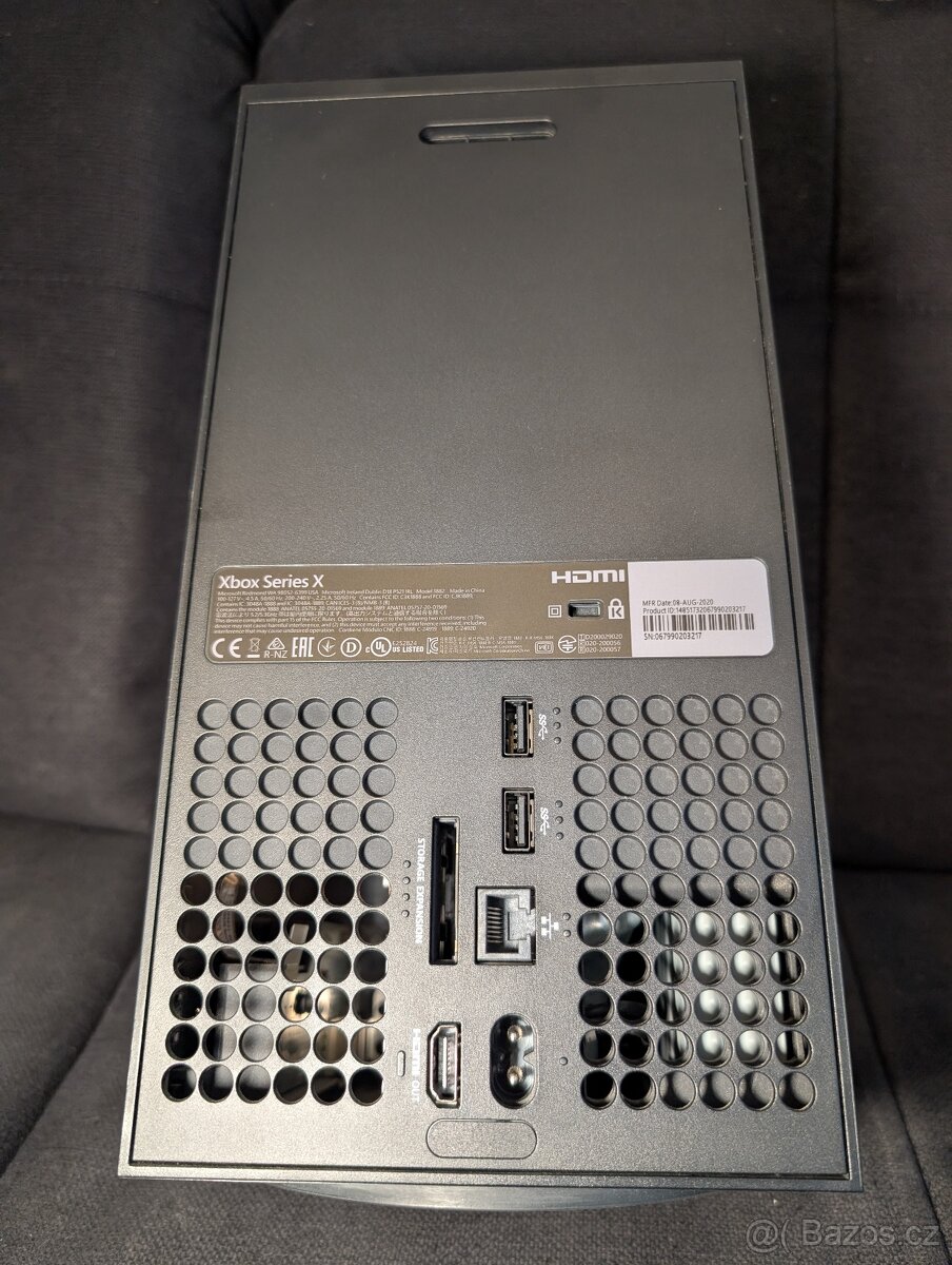 Xbox Series X 1 TB + příslušenství - 2