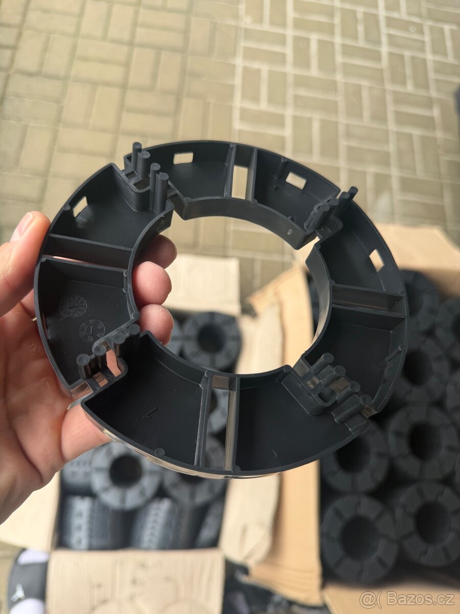 plastový terč pod dlažbu - 2