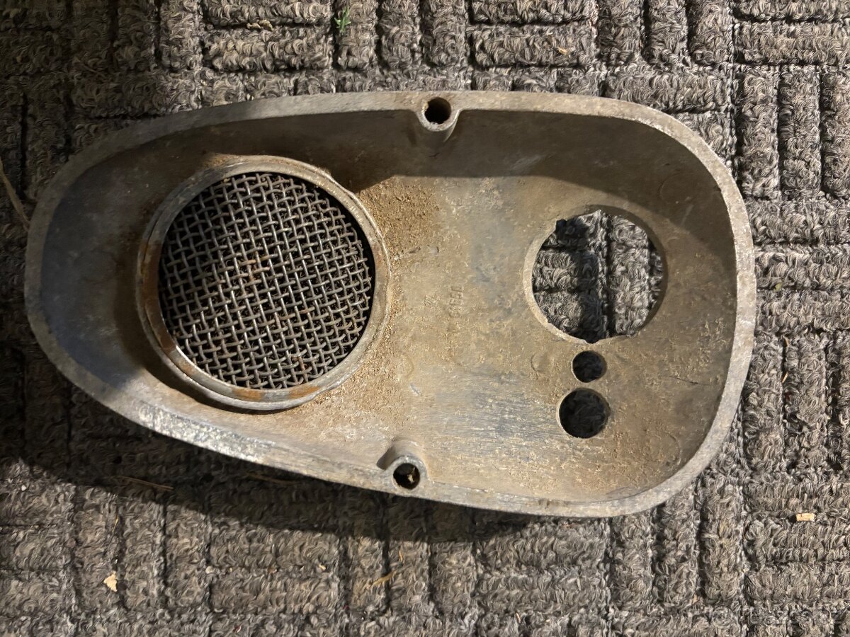 Kryt karburátoru jawa čz - 2