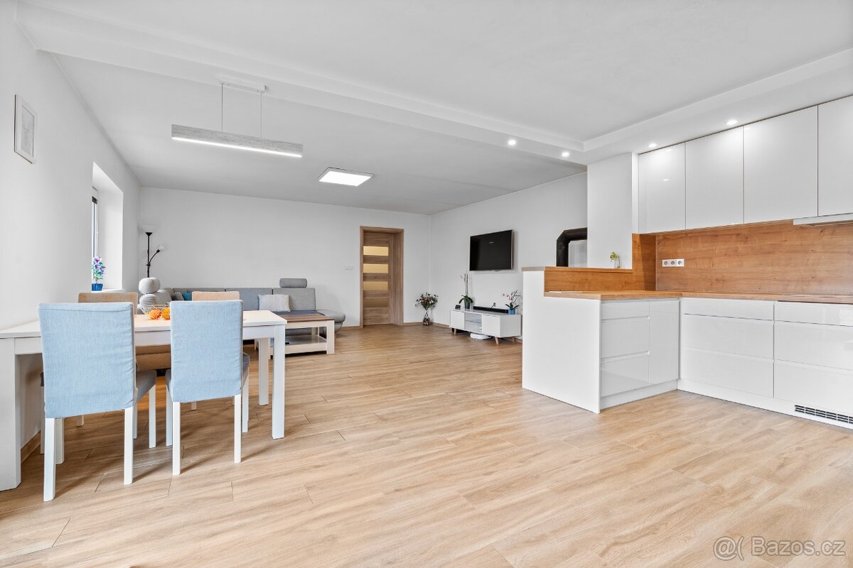 PRODEJ RD PAŠOVICE - 2