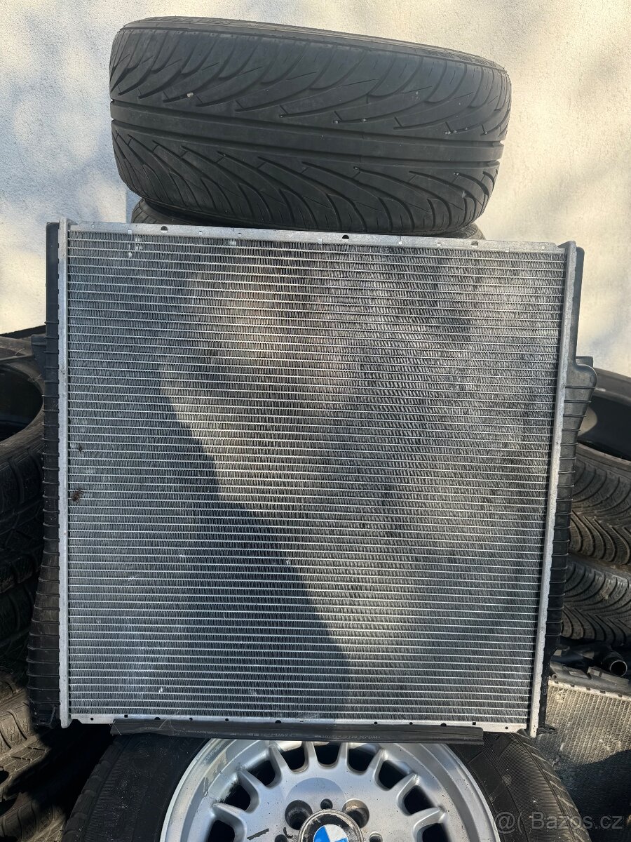 BMW x5 chladič - 2