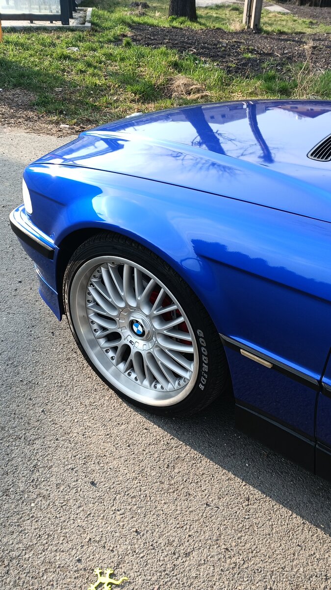 Bmw e38 750i - 2