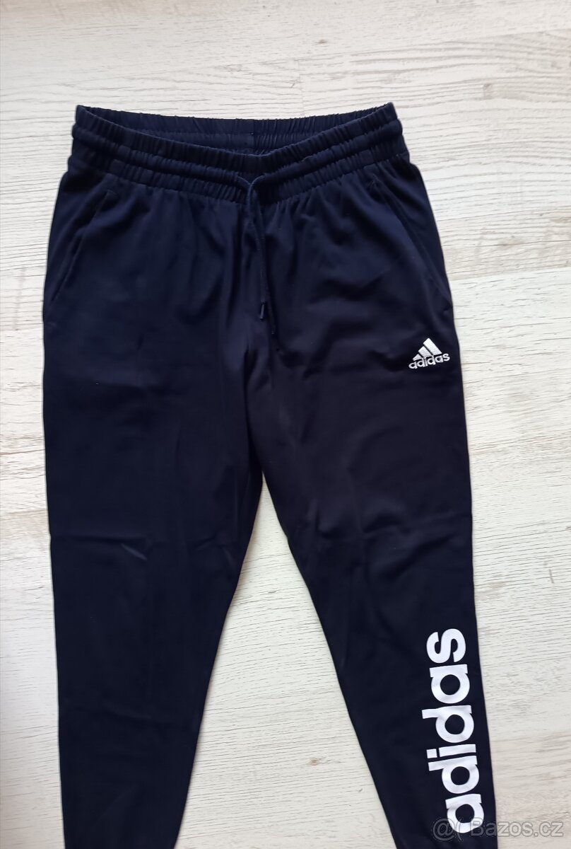 Pánské tepláky adidas - 2