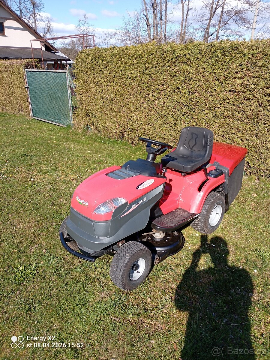 Prodám zahradní traktor - 2