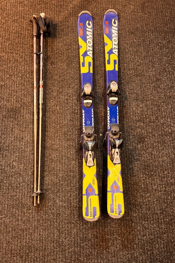 LYŽE ATOMIC XS:8, DÉLKA 130 cm + hůlky - 2