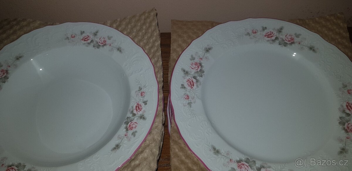 Talířová sada růžičky Bernadotte - 2