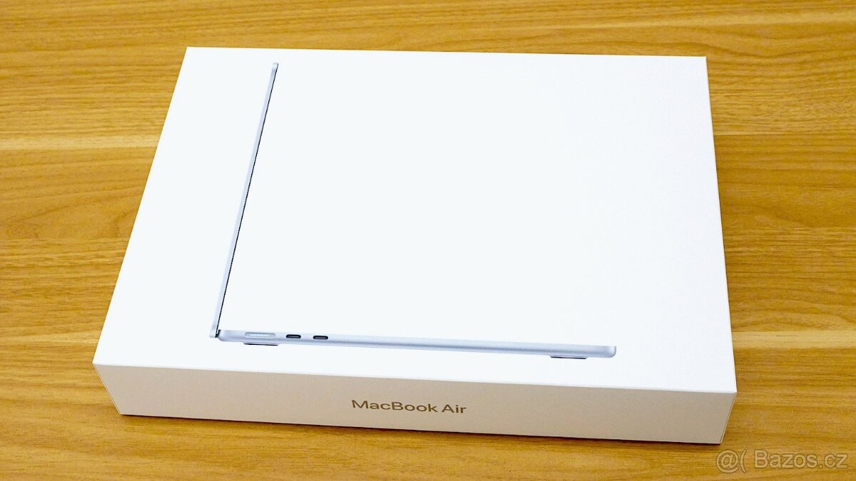 MacBook Air M4 - ZÁRUKA 24 měsíců, Office v ceně - NOVÝ - 2